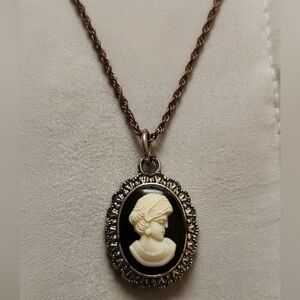 Vintage 1928 Cameo Necklace
